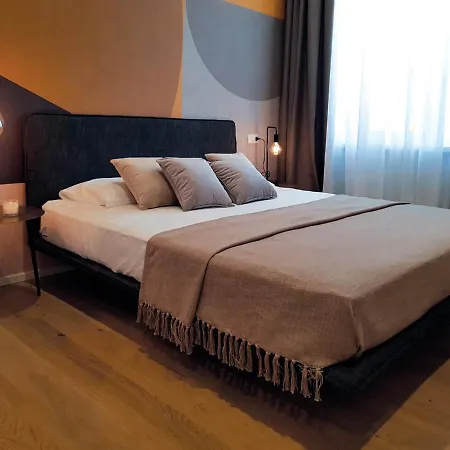 Ar Boutique Apartment *