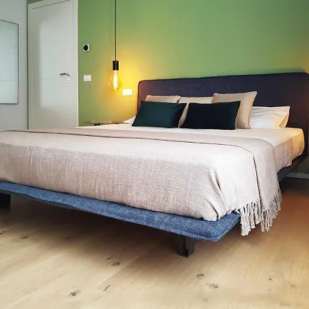 Ar Boutique Apartment *