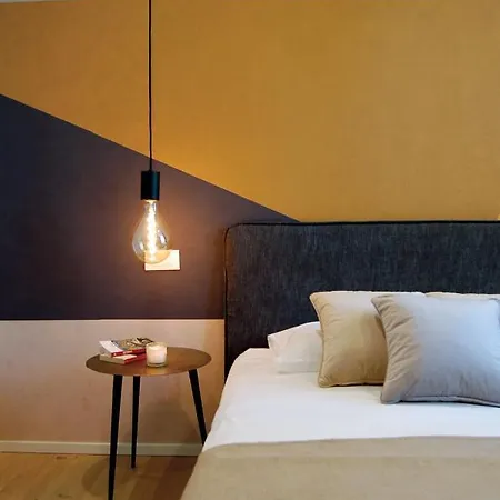 Ar Boutique * ברגמו